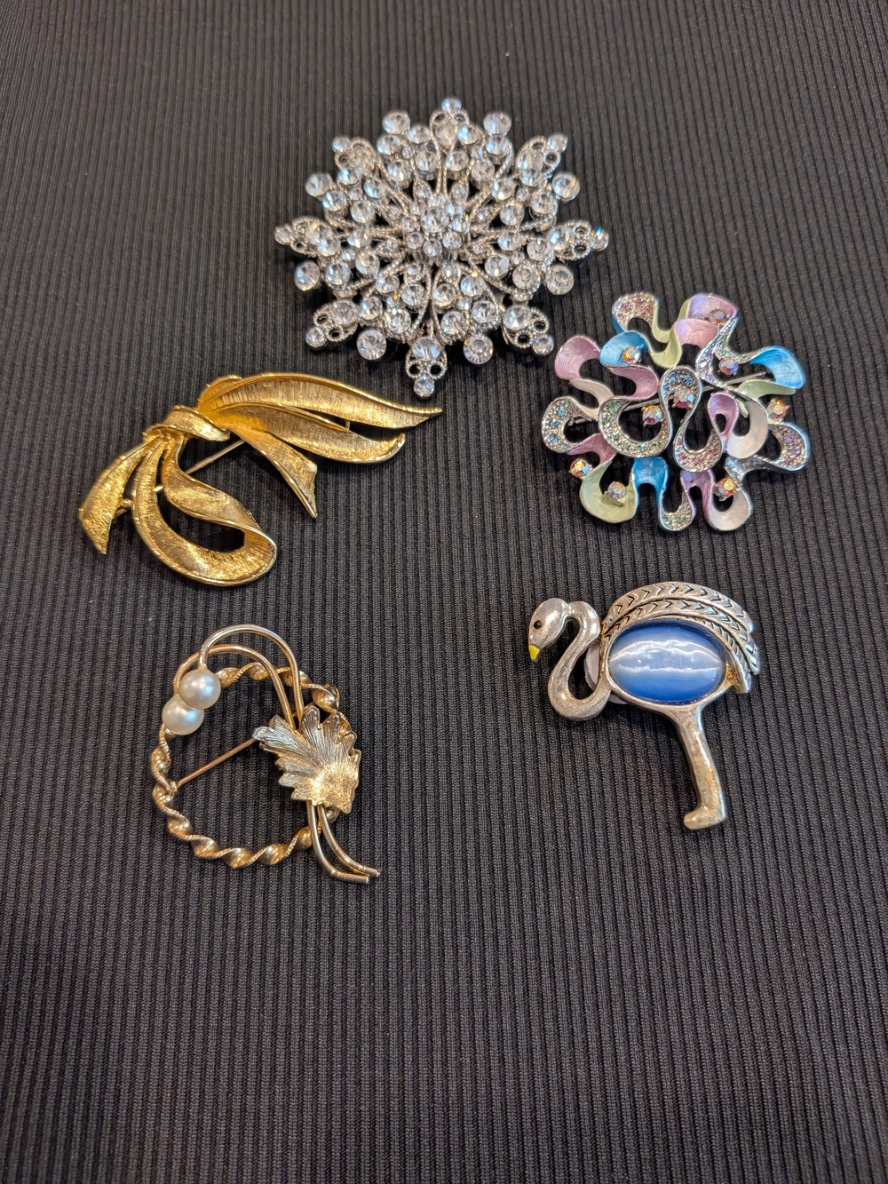Set Of 5 Assorted Women's Decorative Brooches - Gold, Silver, Multicolor, Blue
